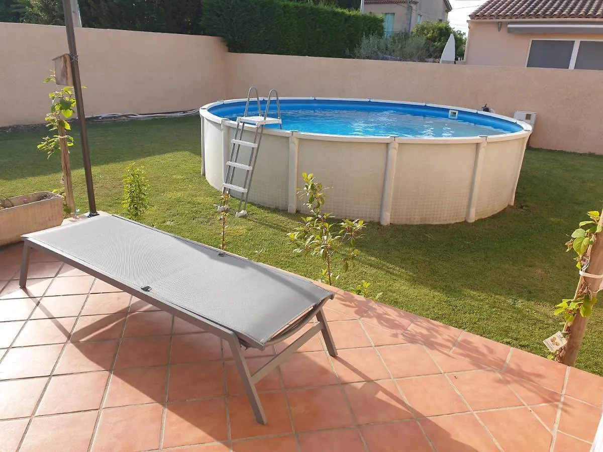 Apartment Petite Maison Meublee Entre Avignon Et Carpentras Morieres-les-Avignon